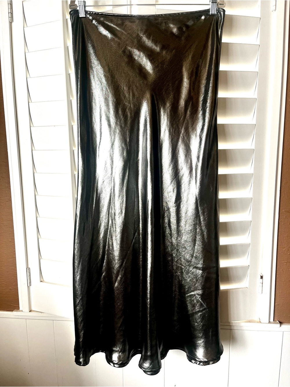 Silvery Sleek Maxi Skirt M